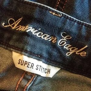 Misses Sz 10 American Eagle Distressed Jeans